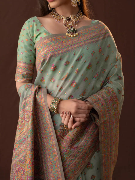 Neer Pista Green Saree