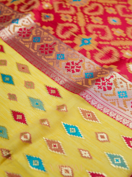 Monalisa Linen Yellow Saree