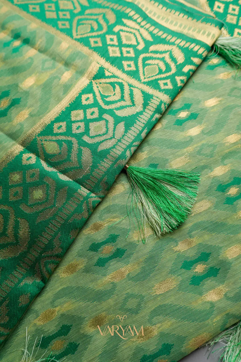 Saanjh Green Cotton Saree