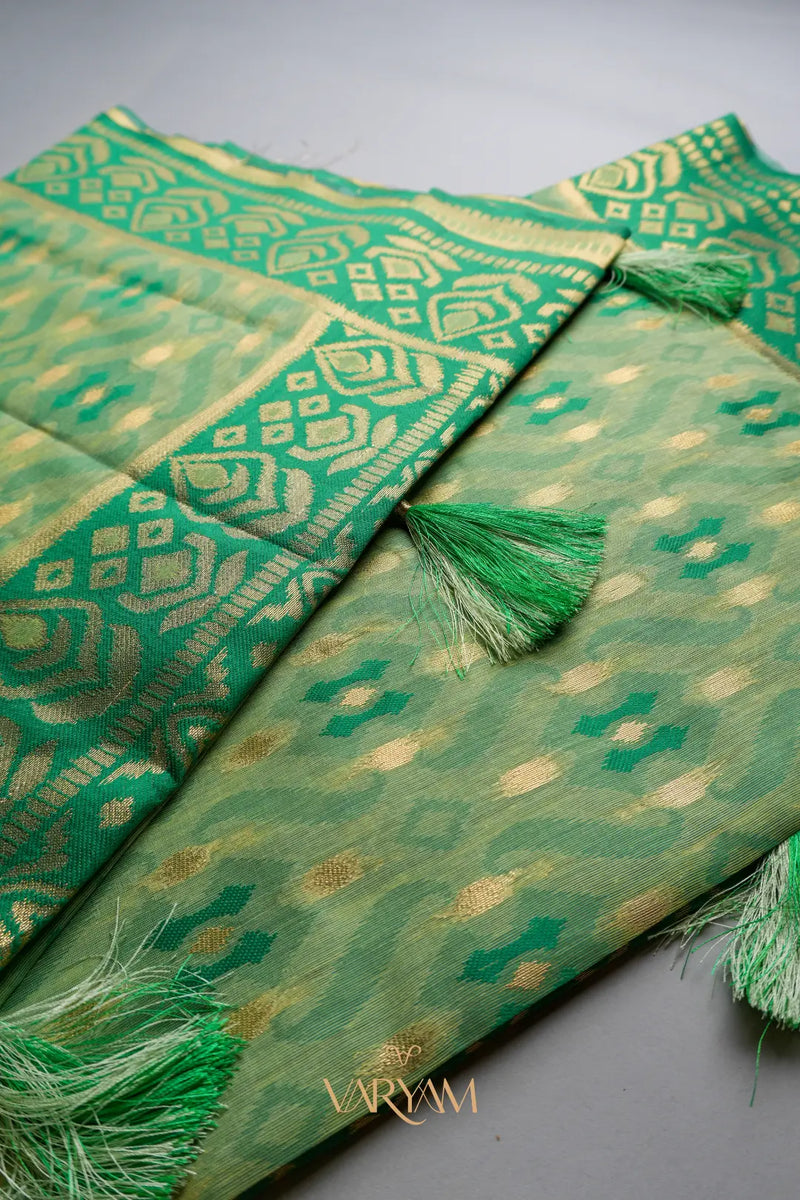 Saanjh Green Cotton Saree