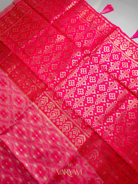 Saanjh Pink Cotton Saree