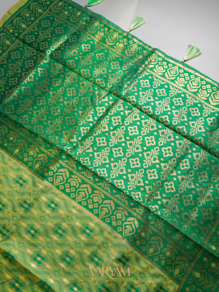 Saanjh Green Cotton Saree