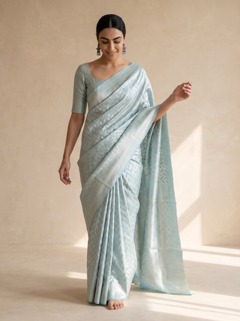 Sanna Cotton Blue Saree