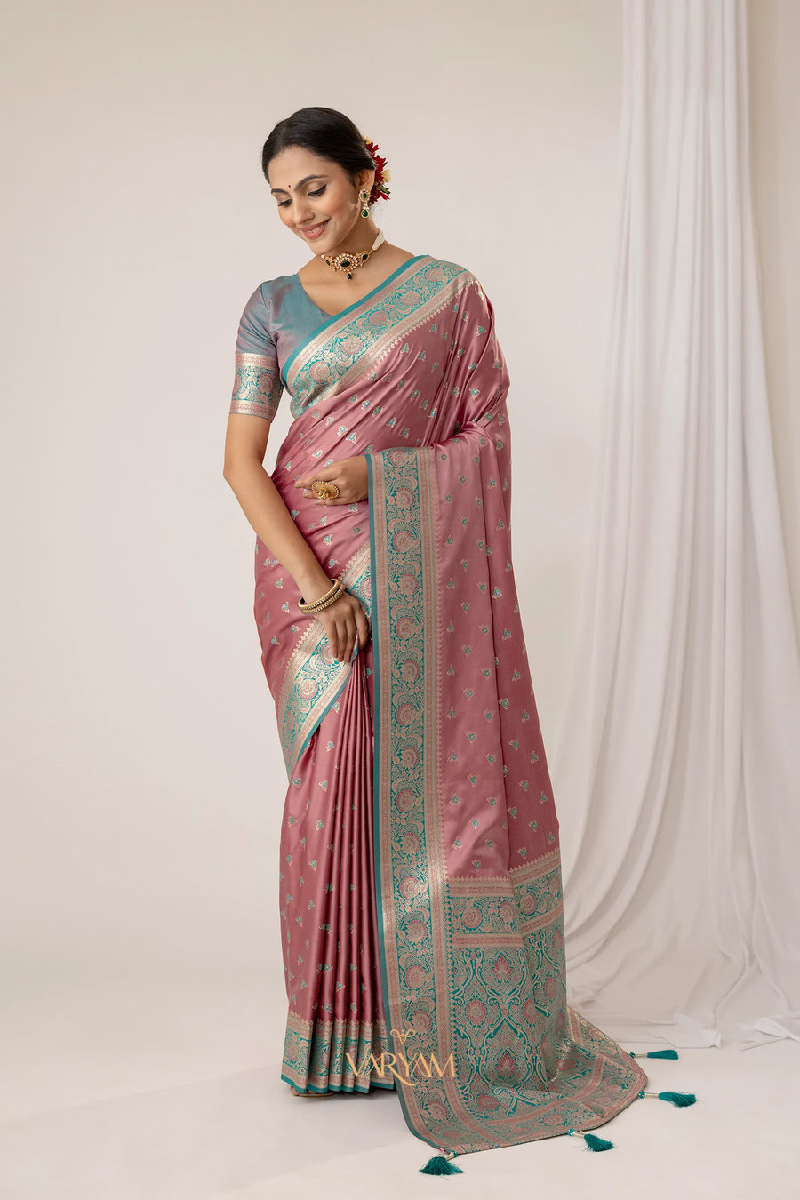 Ruhani Pink Satin Saree