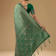 Zariva Silk Green Saree