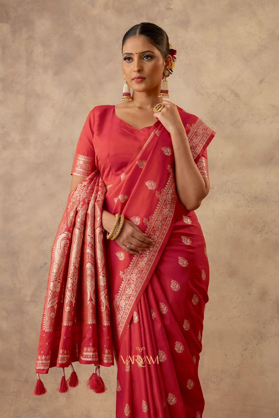 Zari Royale Red Saree
