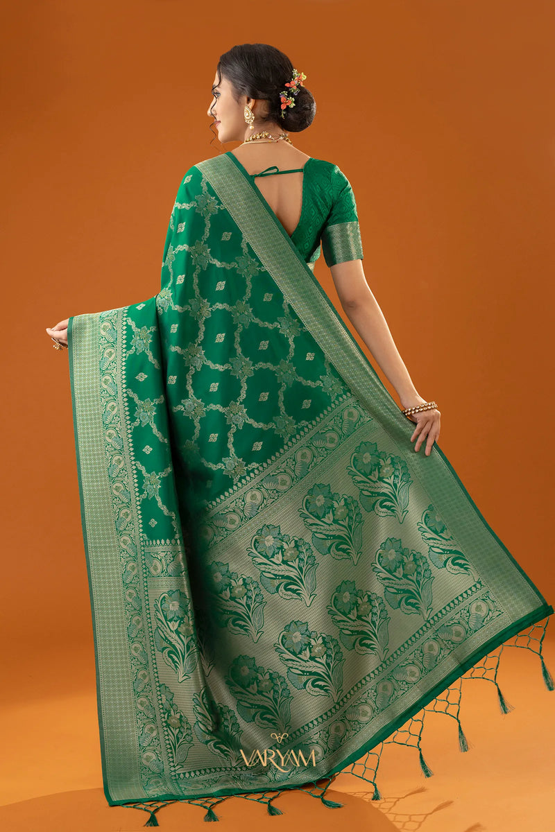 Jamawari Silk Green Saree