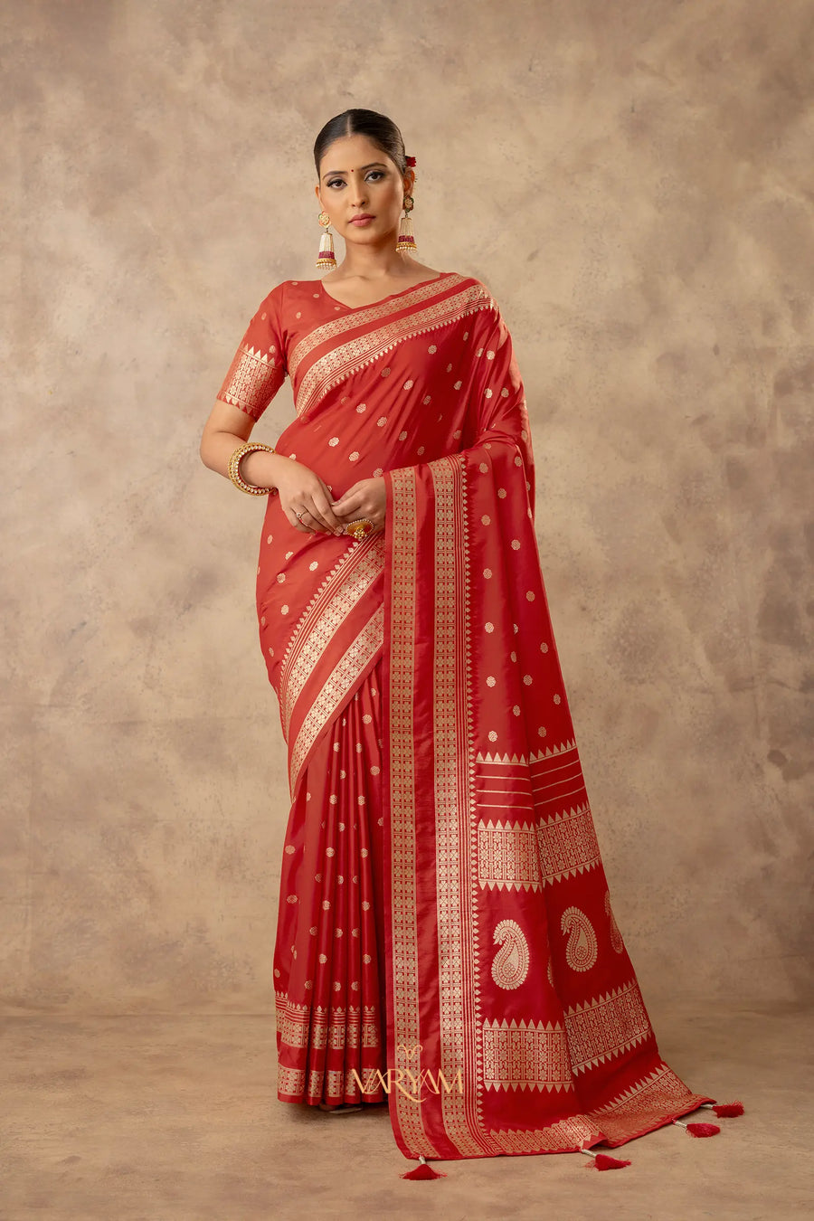 Zari Tilak Orange Saree
