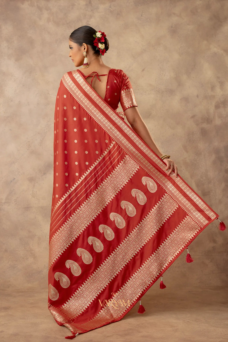 Zari Tilak Orange Saree