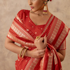 Zari Tilak Orange Saree