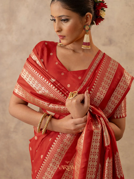Zari Tilak Orange Saree