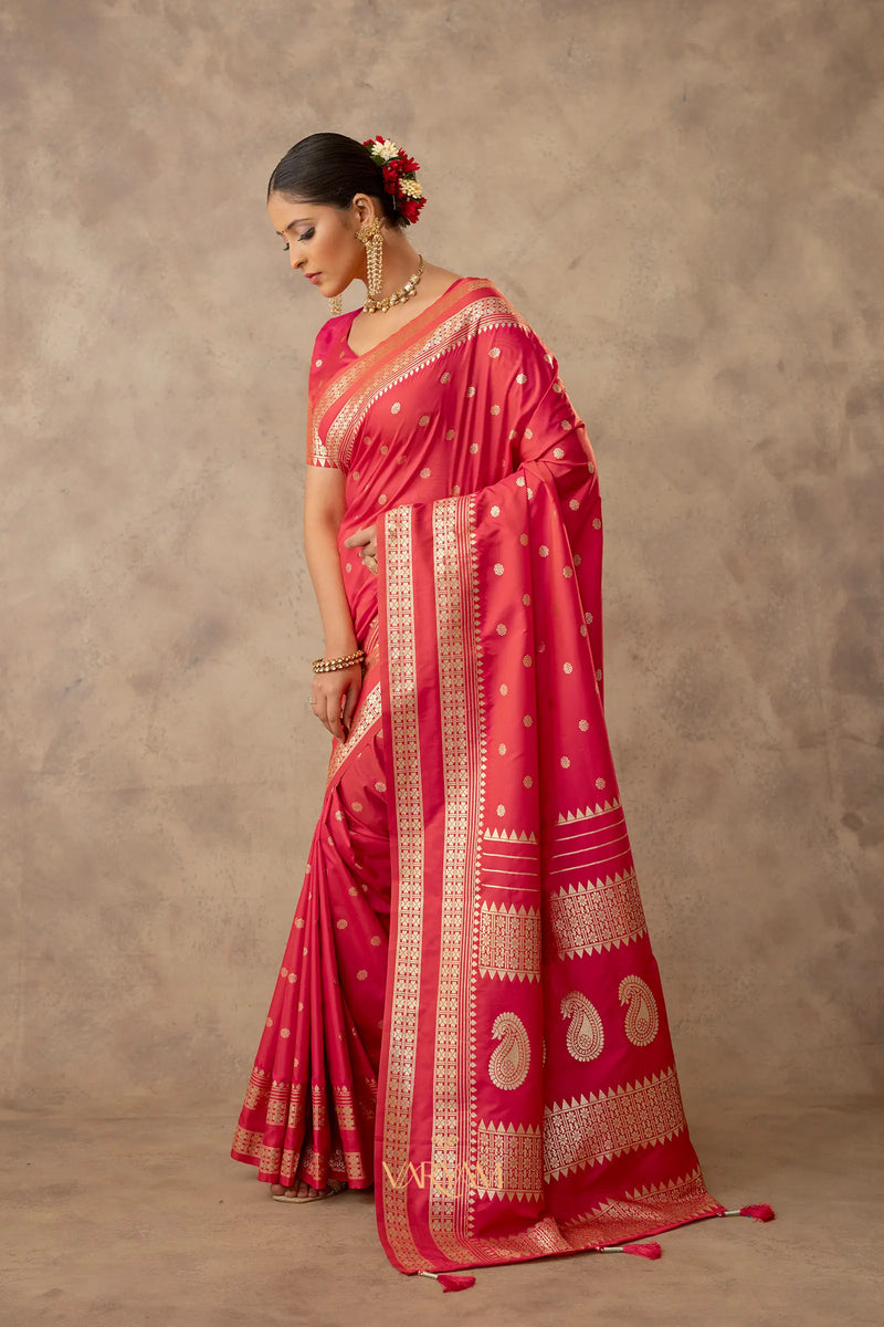 Zari Tilak Red Saree