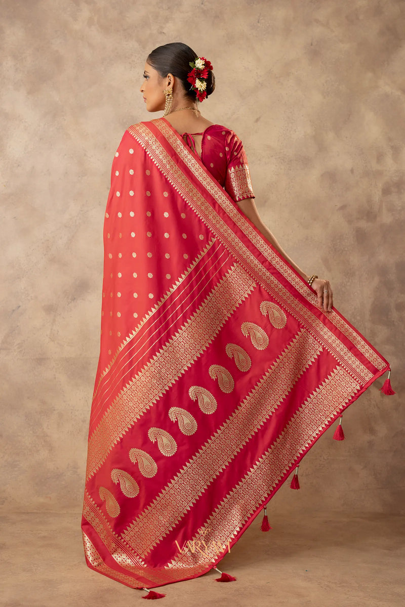 Zari Tilak Red Saree