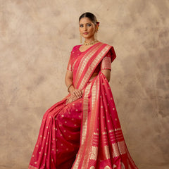 Zari Tilak Red Saree