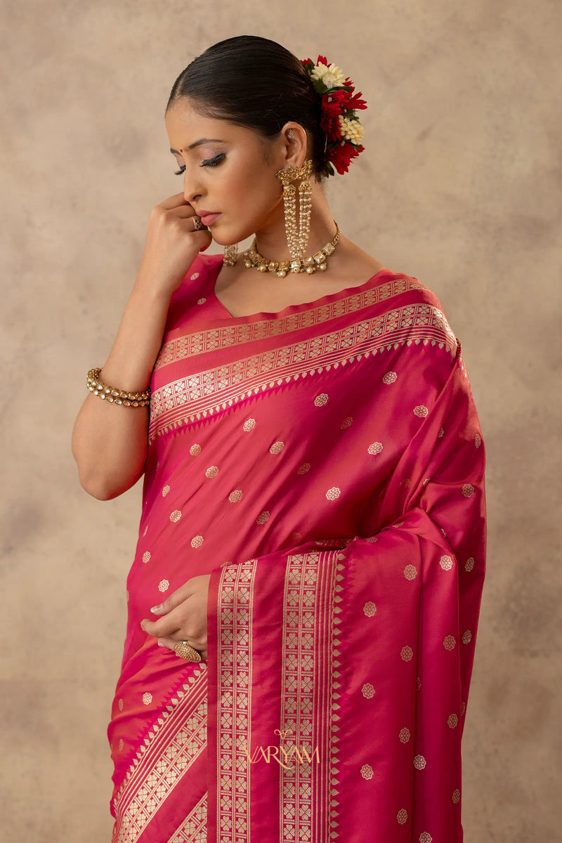 Zari Tilak Pink Saree