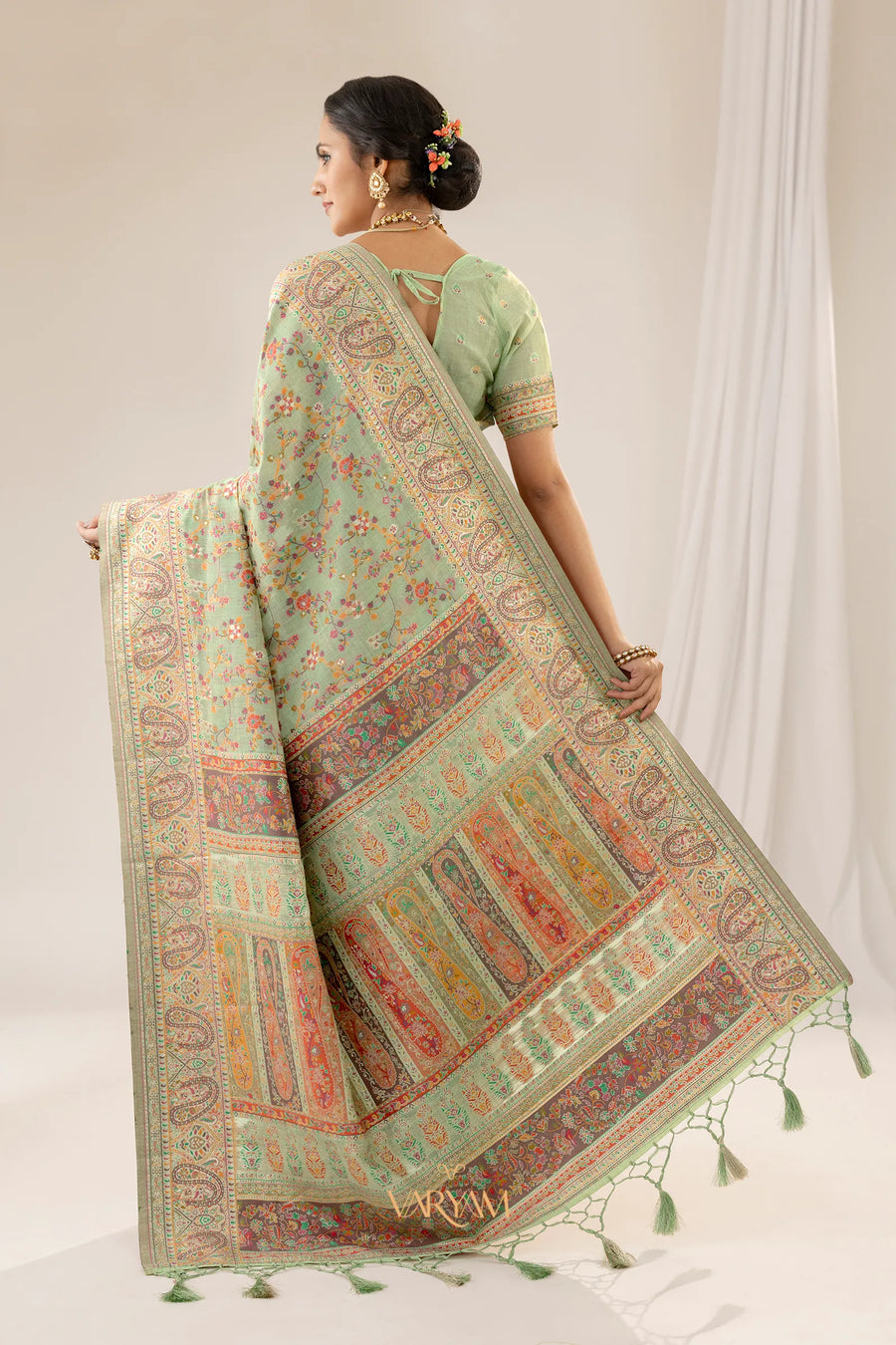 Kashmiria Cotton Green Saree