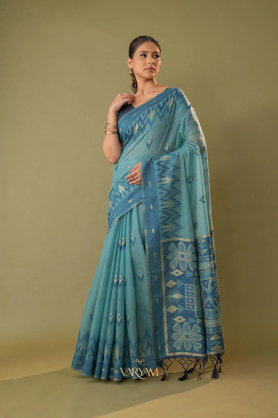 Madurai Cotton Blue Saree
