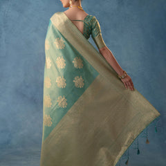 Izhai Silk Blue Saree