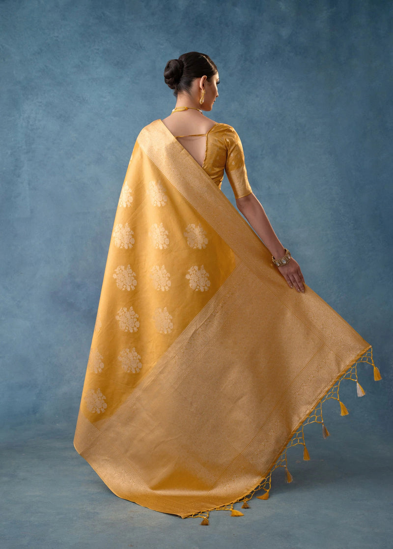 Izhai Silk Yellow Saree