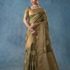 Izhai Silk Green Saree