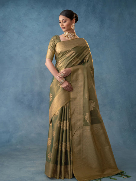 Izhai Silk Green Saree