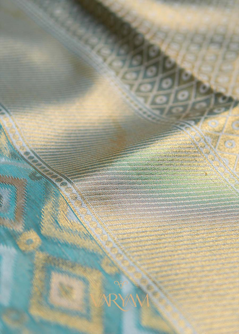 Shahi Cotton Blue Saree