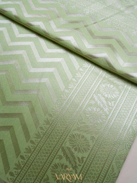 Leeche Cotton Green Saree