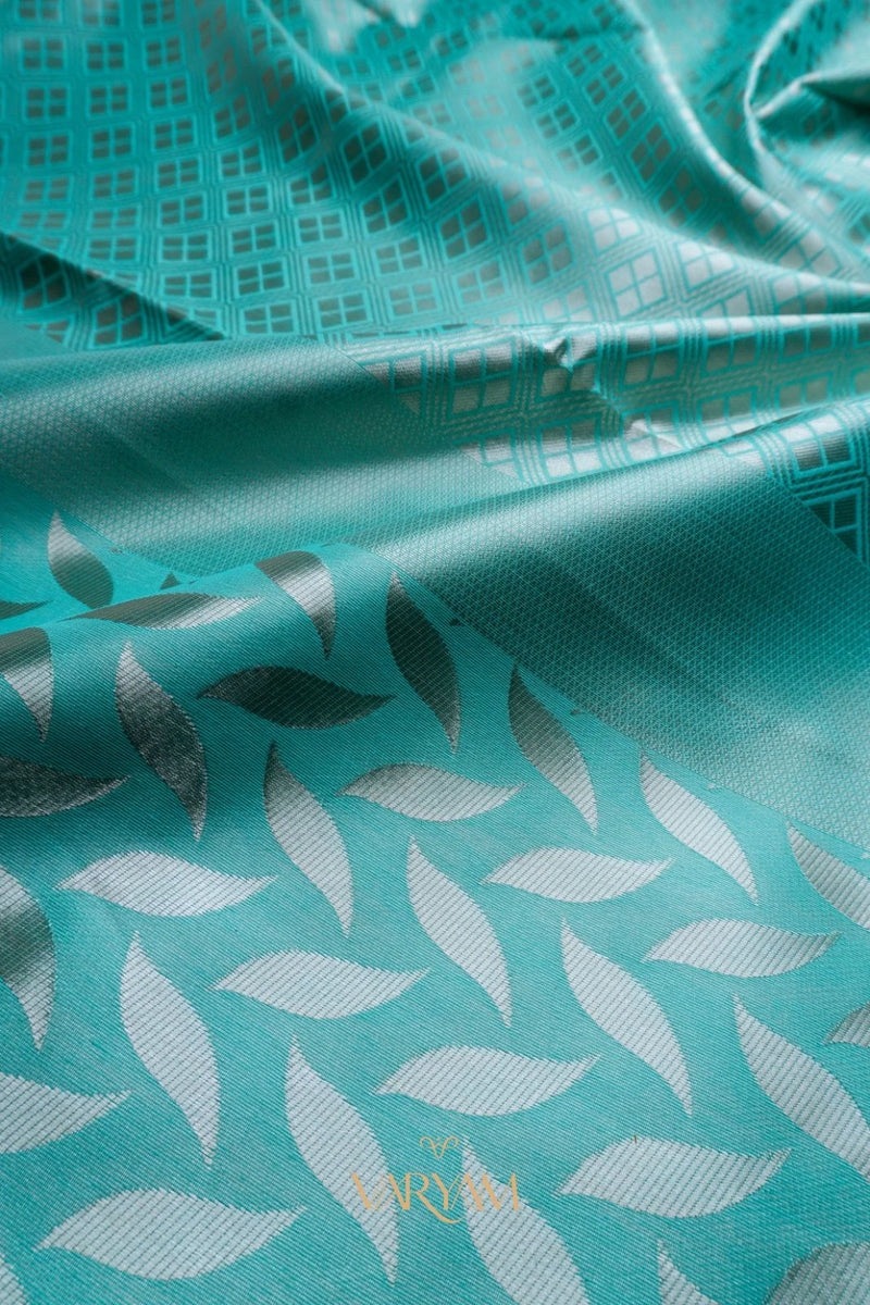 Sanna Cotton Rama Saree