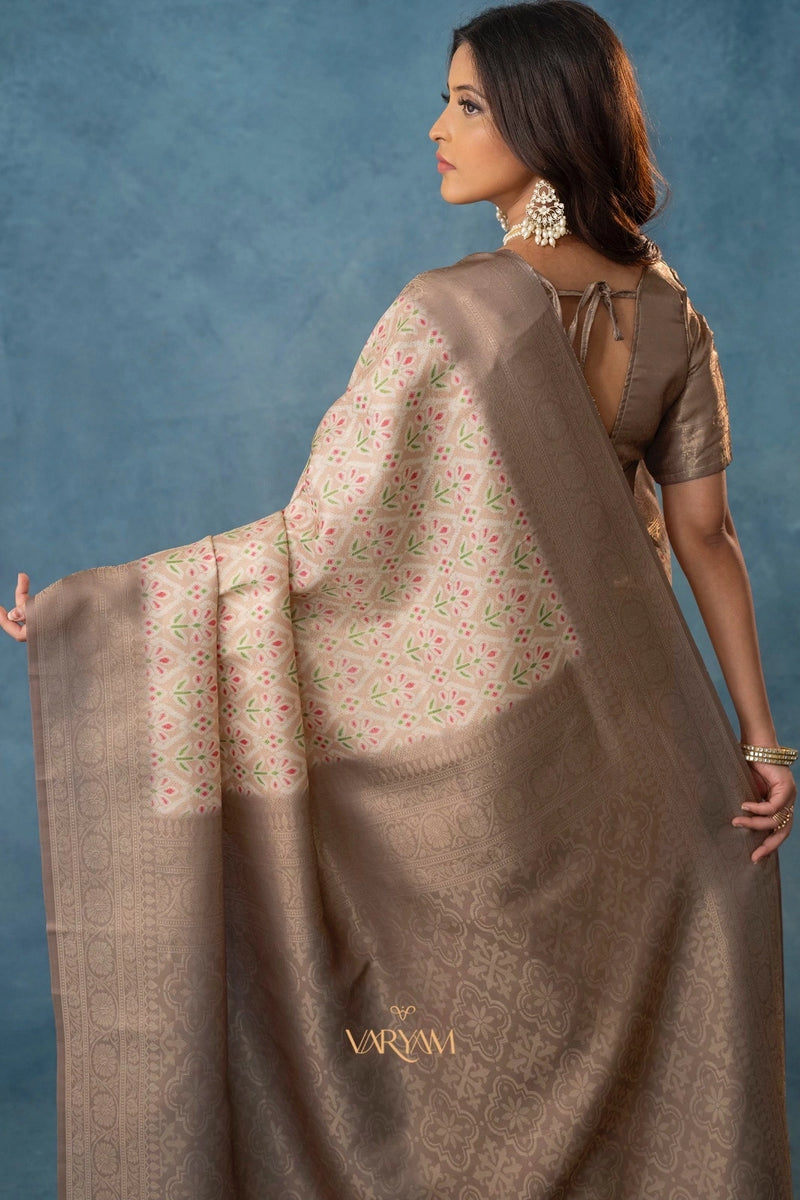 Solitaire Silk Brown Saree