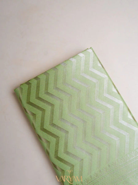 Leeche Cotton Green Saree