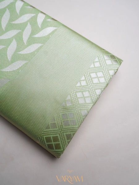 Sanna Cotton Green Saree