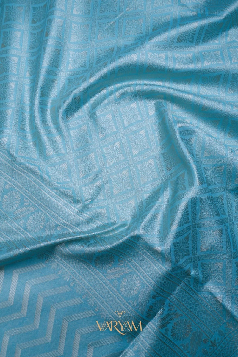 Leeche Cotton Blue Saree