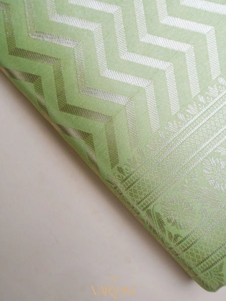 Leeche Cotton Green Saree