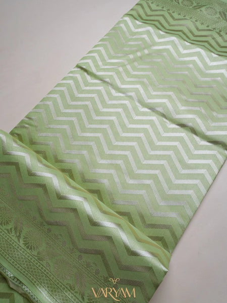 Leeche Cotton Green Saree