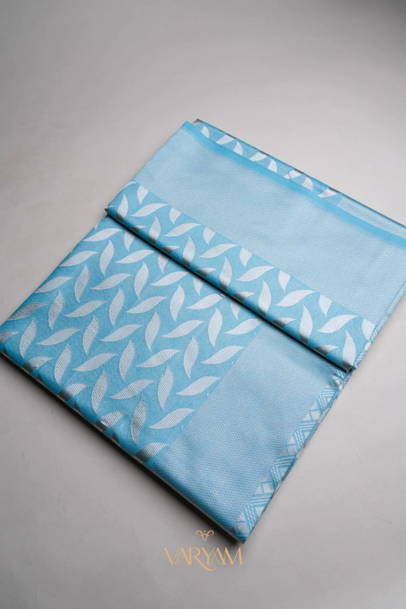 Sanna Cotton Blue Saree