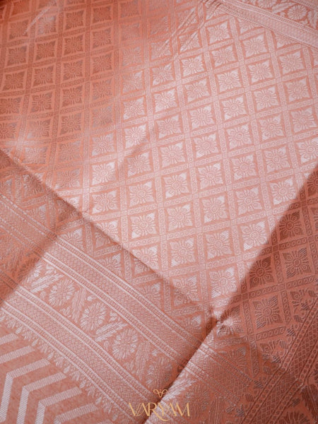 Leeche Cotton Orange Saree