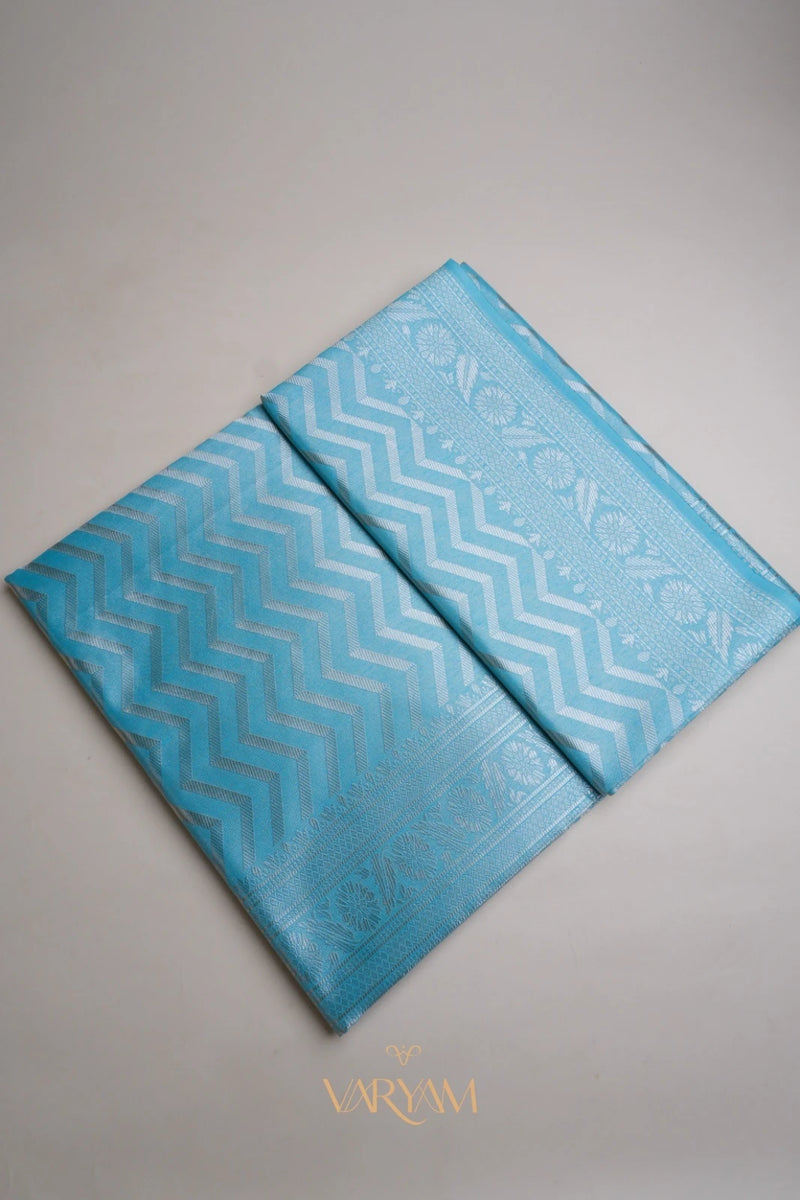 Leeche Cotton Blue Saree