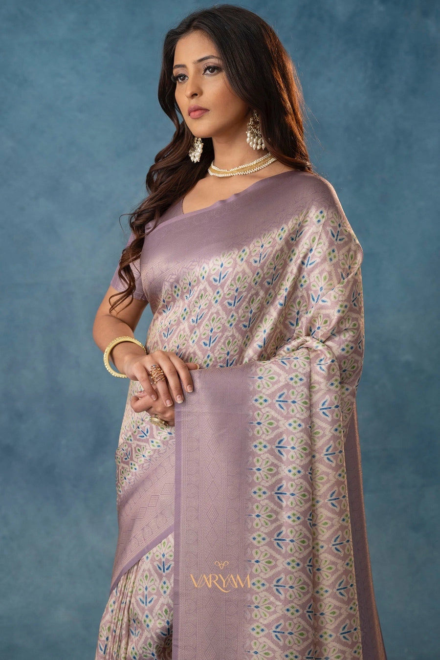 Solitaire Silk Purple Saree