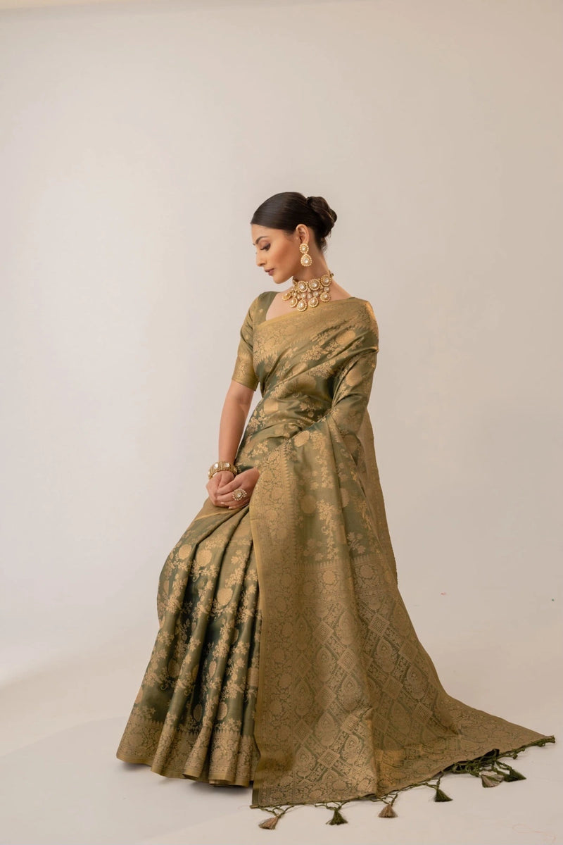Ivona Silk Green Saree