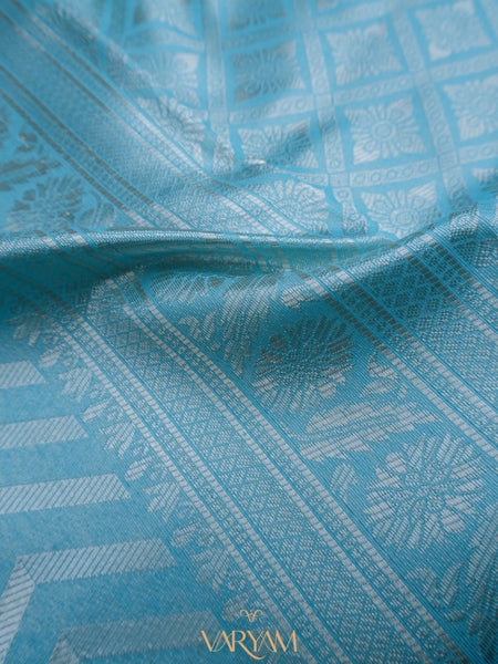 Leeche Cotton Blue Saree